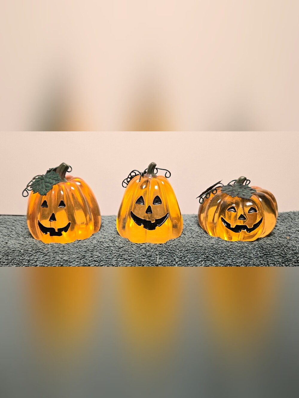 Vintage Spooky Hollow Lucite Pumpkin Set of 3 🎃